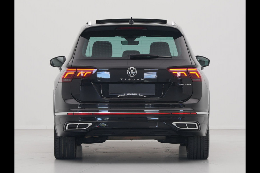 Volkswagen Tiguan 1.4 TSI 245pk eHybrid R-Line Leer Panorama dak trekhaak 20" velgen 360 Camera IQ light 2