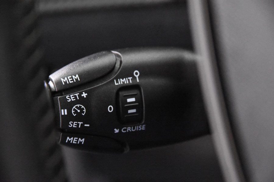 Peugeot 208 Active *1ste Eigenaar*Navigatie*Carplay*Cruisecontrol*