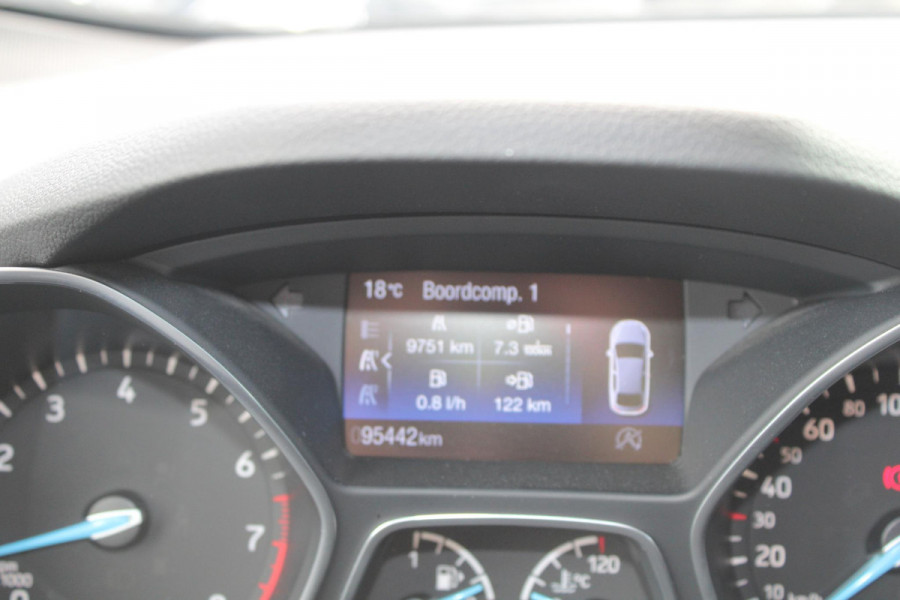 Ford C-MAX 1.0 EcoBoost 125 PK Titanium | Electrische achterklep | Voorruitverwarming | Climate Control | Navigatie | PDC Achter | Cruise Control | Panoramadak