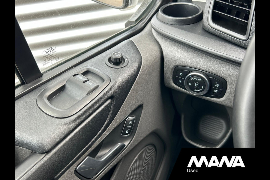 Ford Transit Custom 320 2.0TDCI 130PK L2H1 Automaat Trend DC Airco Trekhaak 6 Zits Cruise Carplay