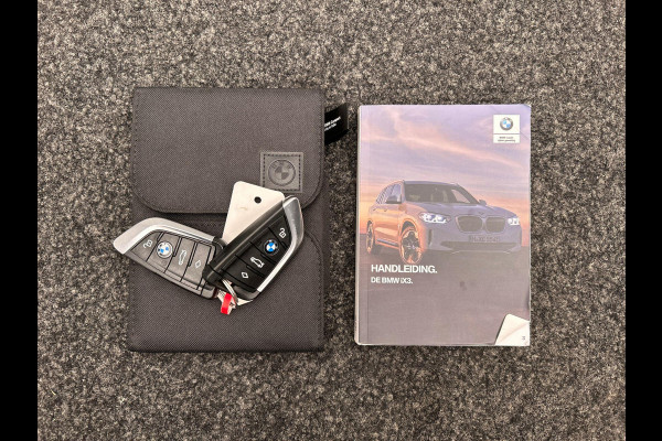 BMW iX3 Executive 80 kWh Trekhaak Pano/dak Leder Apple/Carplay