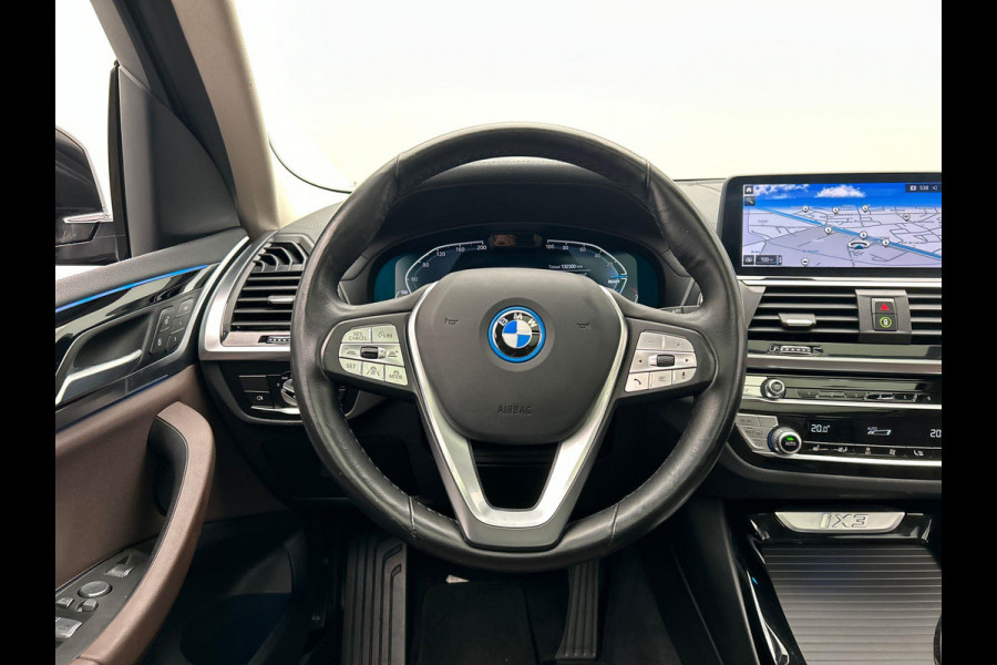 BMW iX3 Executive 80 kWh Trekhaak Pano/dak Leder Apple/Carplay