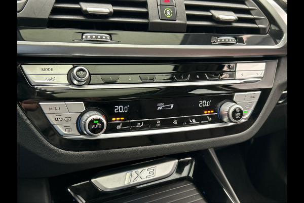 BMW iX3 Executive 80 kWh Trekhaak Pano/dak Leder Apple/Carplay