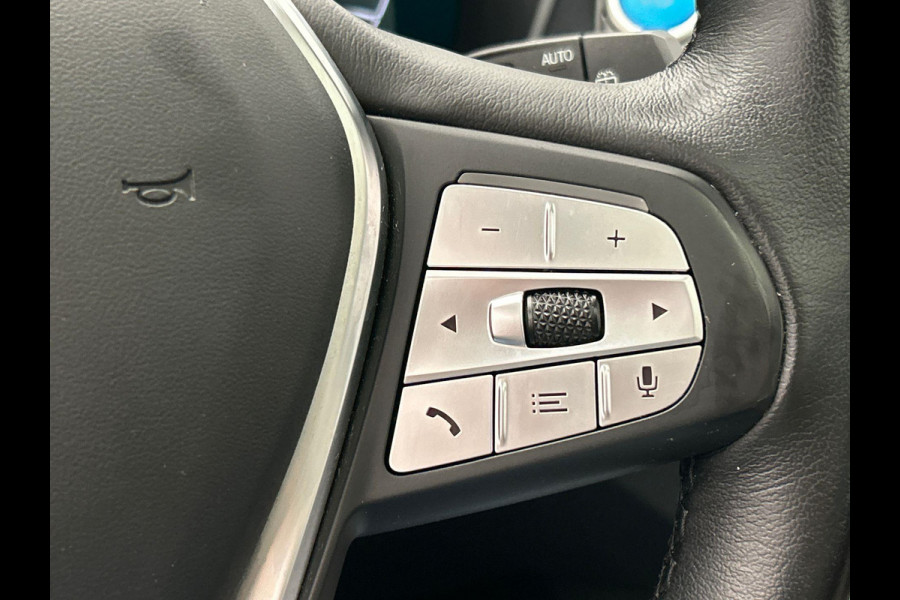 BMW iX3 Executive 80 kWh Trekhaak Pano/dak Leder Apple/Carplay