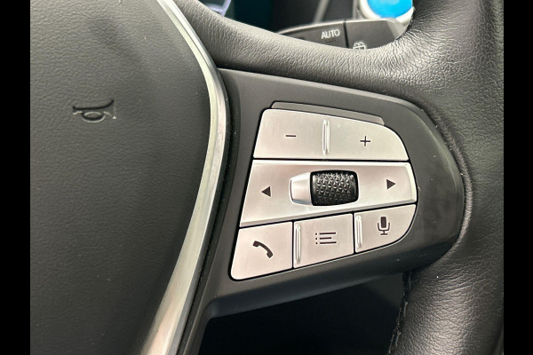 BMW iX3 Executive 80 kWh Trekhaak Pano/dak Leder Apple/Carplay