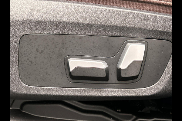 BMW iX3 Executive 80 kWh Trekhaak Pano/dak Leder Apple/Carplay