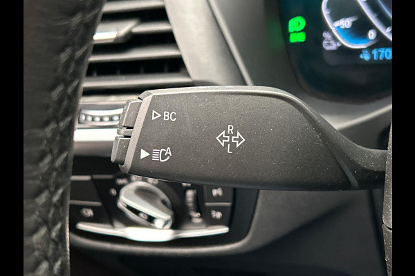 BMW iX3 Executive 80 kWh Trekhaak Pano/dak Leder Apple/Carplay