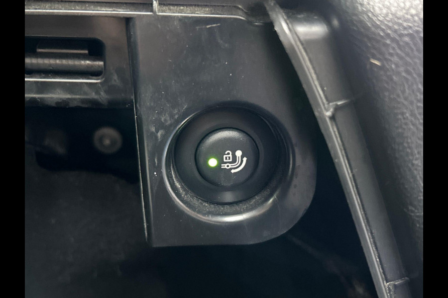 BMW iX3 Executive 80 kWh Trekhaak Pano/dak Leder Apple/Carplay