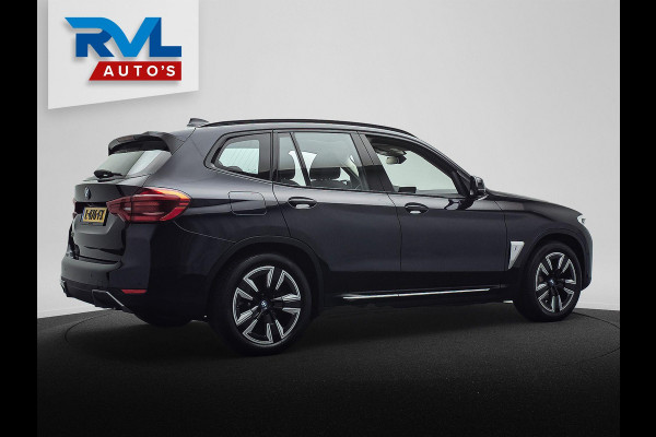 BMW iX3 Executive 80 kWh Trekhaak Pano/dak Leder Apple/Carplay