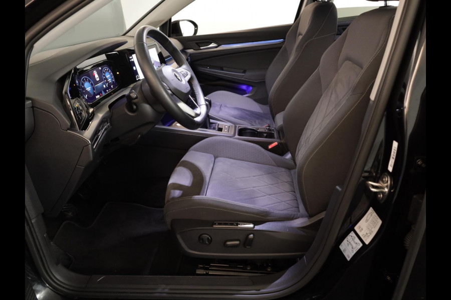 Volkswagen Golf 1.5 TSI Style "8" 130pk 6bak| pano.dak| Navi| 18' LM-velgen|