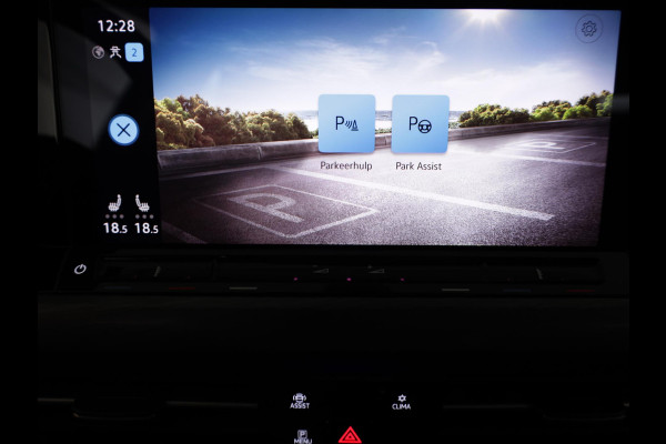 Volkswagen Golf 1.5 TSI Style "8" 130pk 6bak| pano.dak| Navi| 18' LM-velgen|