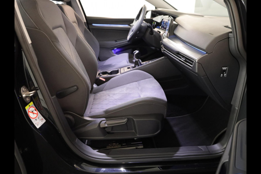 Volkswagen Golf 1.5 TSI Style "8" 130pk 6bak| pano.dak| Navi| 18' LM-velgen|