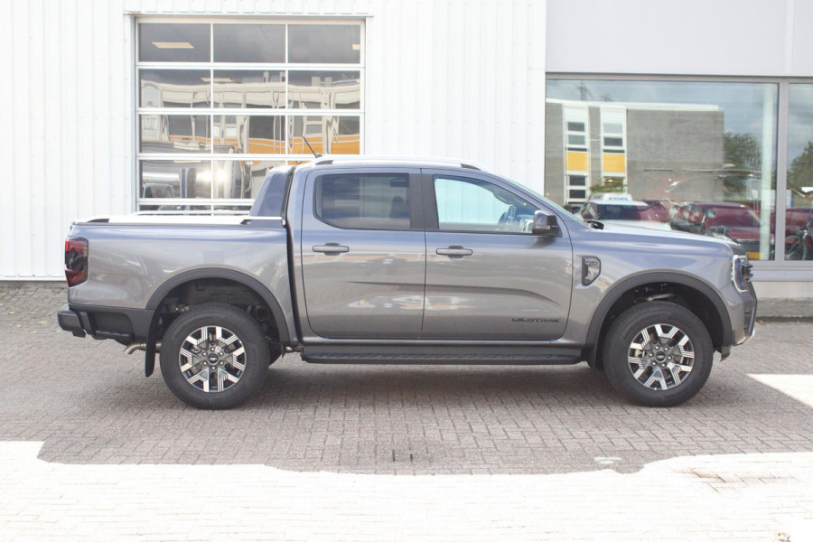 Ford Ranger 2.3 PHEV Wildtrak Double Cab 281pk | 0,99% Rentactie |  5 persoons! | Technology Pack Plus Trailer | Cargo Area Pack | Power Rollertop | Prijs excl. BTW incl. BPM | laadkabel mode 3 16A