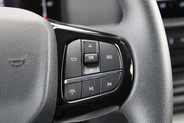 Ford Transit Custom 320 2.0 TDCI L2H1 Trend 136pk - Carplay - Android - LED koplampen - Stoelverwarming - 70l tank - Rijklaar