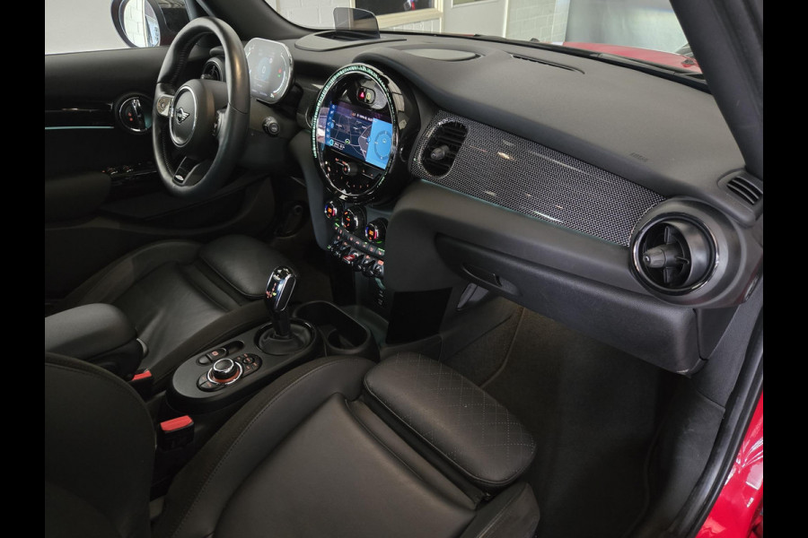 MINI Mini 2.0 Cooper S John Cooper Works | ADAPTIVE CRUISE | HEAD UP | KEYLESS | CAMERA | ADAPTIEF ONDERSTEL |