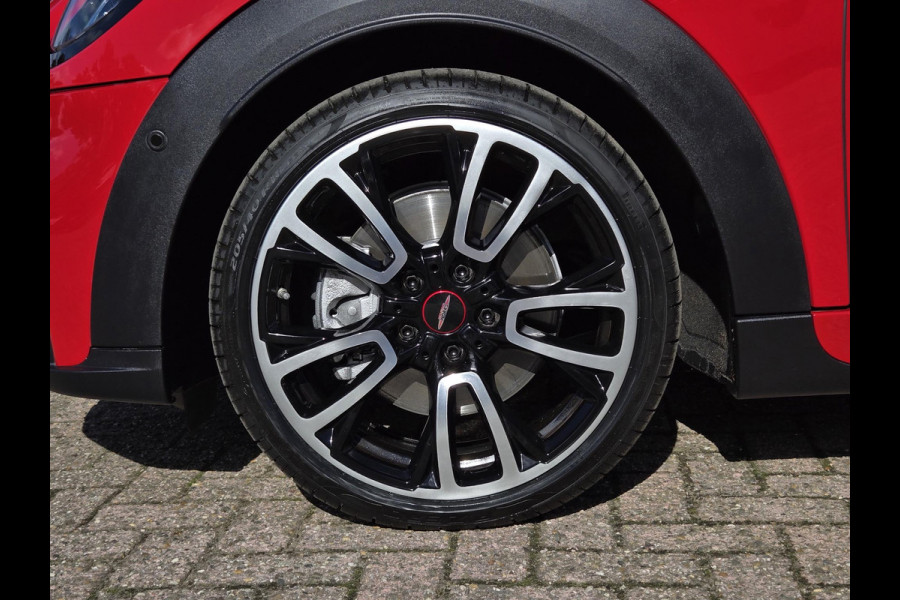 MINI Mini 2.0 Cooper S John Cooper Works | ADAPTIVE CRUISE | HEAD UP | KEYLESS | CAMERA | ADAPTIEF ONDERSTEL |