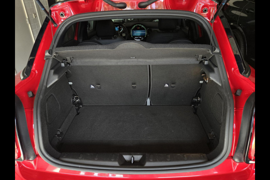 MINI Mini 2.0 Cooper S John Cooper Works | ADAPTIVE CRUISE | HEAD UP | KEYLESS | CAMERA | ADAPTIEF ONDERSTEL |