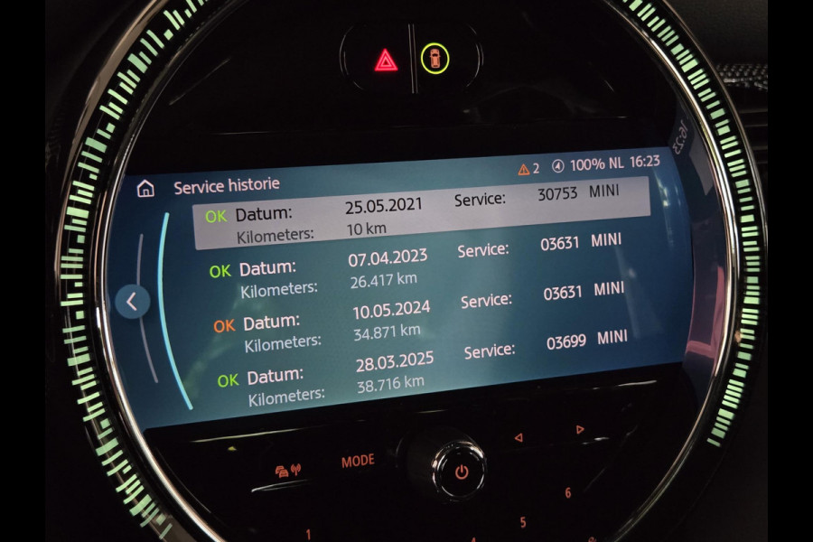 MINI Mini 2.0 Cooper S John Cooper Works | ADAPTIVE CRUISE | HEAD UP | KEYLESS | CAMERA | ADAPTIEF ONDERSTEL |