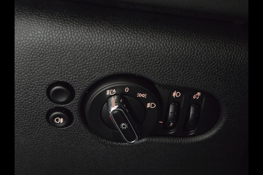MINI Mini 2.0 Cooper S John Cooper Works | ADAPTIVE CRUISE | HEAD UP | KEYLESS | CAMERA | ADAPTIEF ONDERSTEL |