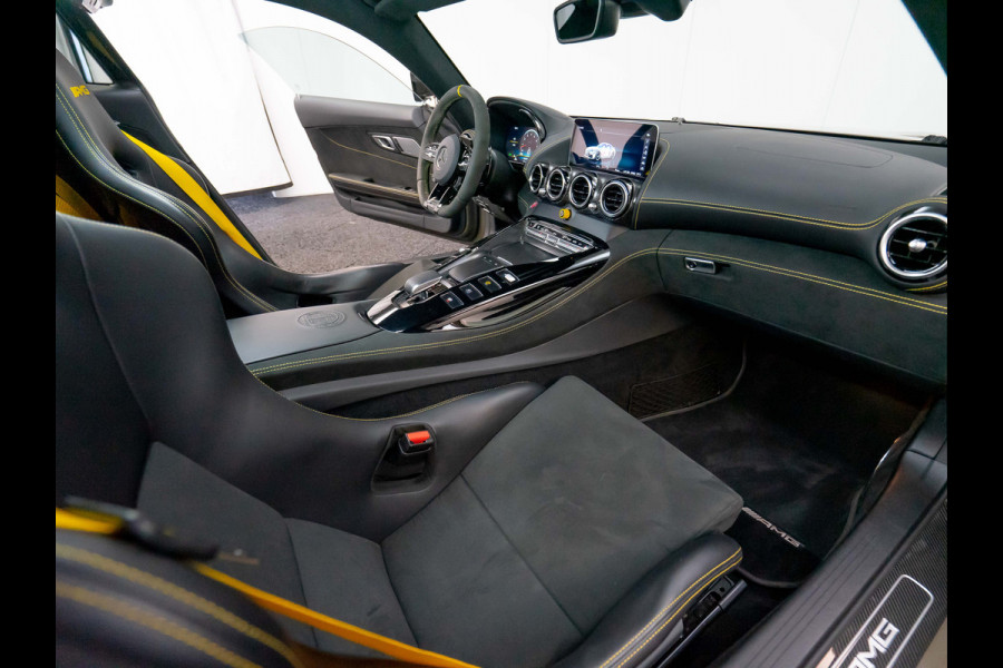Mercedes-Benz AMG GT 4.0 R Pro 1/750 | NL auto | Full Xpel Mercedes-Benz AMG GT 4.0 R Pro 1/750 | NL auto | Full Xpel