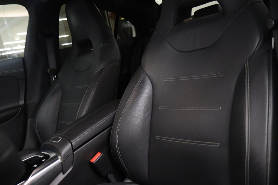 Mercedes-Benz CLA-Klasse AMG 35 4MATIC Premium Plus / PANO/CARPLAY/HK/360CAM/VOL