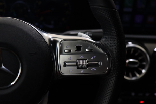 Mercedes-Benz CLA-Klasse AMG 35 4MATIC Premium Plus / PANO/CARPLAY/HK/360CAM/VOL