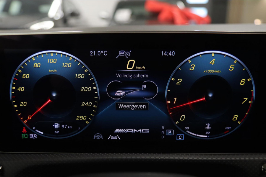 Mercedes-Benz CLA-Klasse AMG 35 4MATIC Premium Plus / PANO/CARPLAY/HK/360CAM/VOL