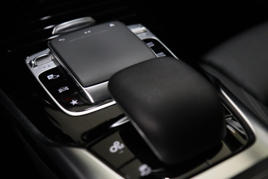 Mercedes-Benz CLA-Klasse AMG 35 4MATIC Premium Plus / PANO/CARPLAY/HK/360CAM/VOL