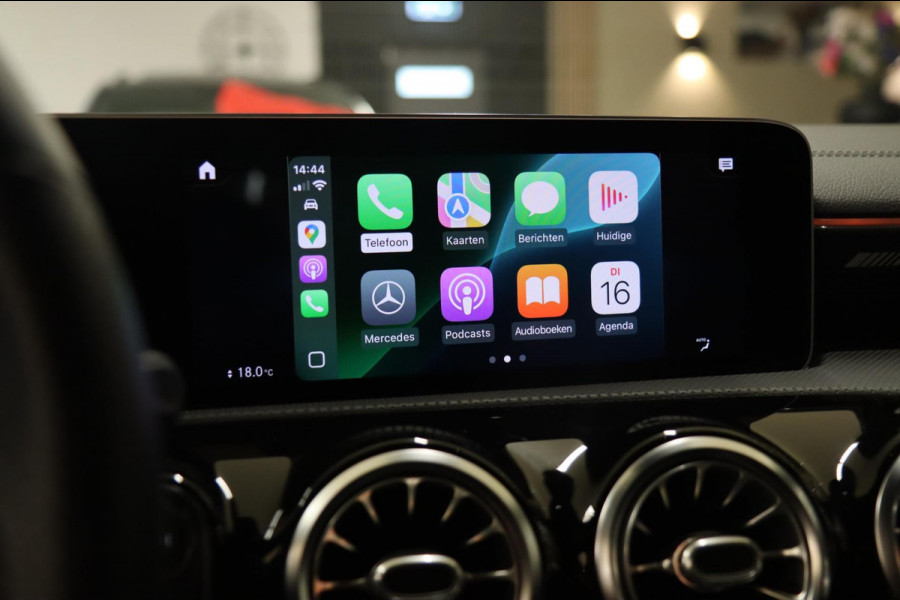 Mercedes-Benz CLA-Klasse AMG 35 4MATIC Premium Plus / PANO/CARPLAY/HK/360CAM/VOL