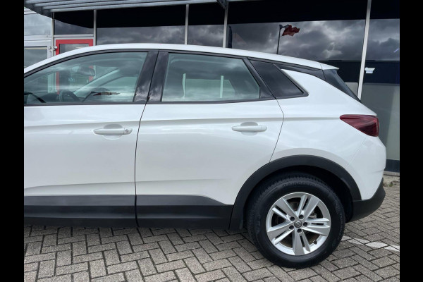 Opel Grandland X 1.2 Turbo Online Edition AUTOMAAT