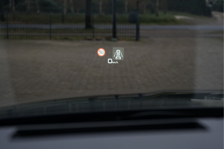 Audi e-tron S Quattro 371kW / Massage-Ventilatie/ B&O/ Aero pakket/ Adaptive Cruise Control/ Panoramadak/ 371kW (504PK)