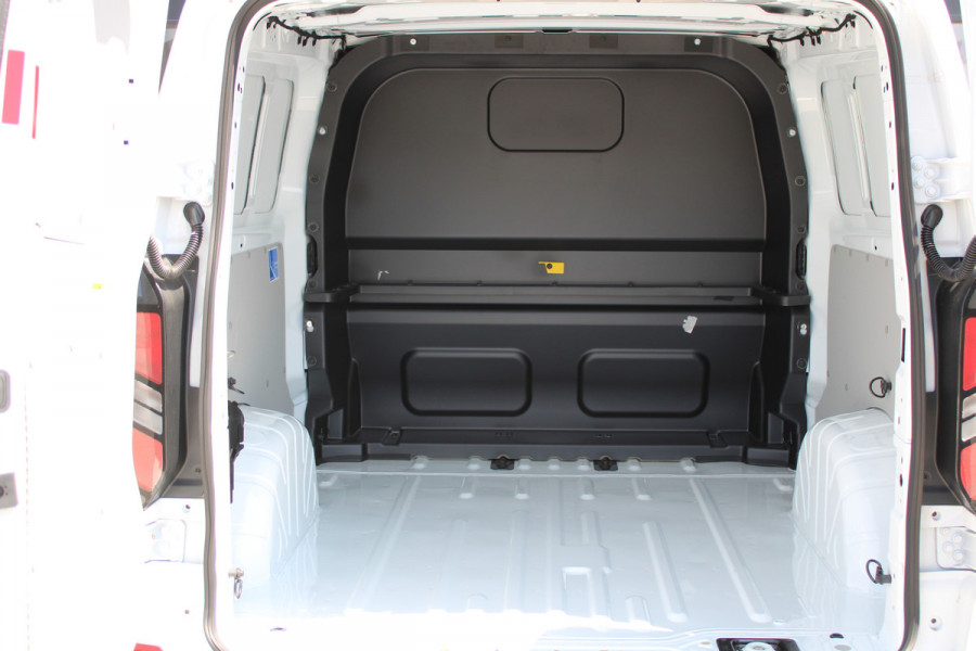 Ford Transit Custom 320 2.0 TDCI L2H1 Trend DC 136pk - Carplay - Android - Camera - Trekhaak - LED koplampen - Stoel + Stuurverwarming - Rijklaar Ford Transit Custom 320 2.0 TDCI L2H1 Trend DC 136pk - Carplay - Android - Camera - Trekhaak - LED koplampen - Stoel + Stuurverwarming - Rijklaar