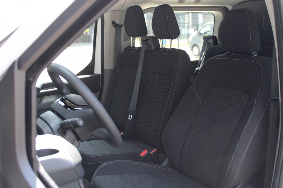 Ford Transit Custom 320 2.0 TDCI L2H1 Trend DC 136pk - Carplay - Android - Camera - Trekhaak - LED koplampen - Stoel + Stuurverwarming - Rijklaar Ford Transit Custom 320 2.0 TDCI L2H1 Trend DC 136pk - Carplay - Android - Camera - Trekhaak - LED koplampen - Stoel + Stuurverwarming - Rijklaar