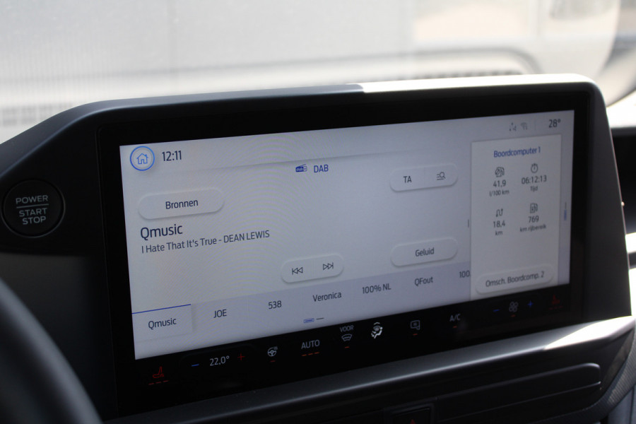 Ford Transit Custom 320 2.0 TDCI L2H1 Trend DC 136pk - Carplay - Android - Camera - Trekhaak - LED koplampen - Stoel + Stuurverwarming - Rijklaar Ford Transit Custom 320 2.0 TDCI L2H1 Trend DC 136pk - Carplay - Android - Camera - Trekhaak - LED koplampen - Stoel + Stuurverwarming - Rijklaar