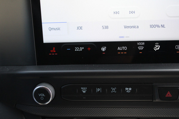 Ford Transit Custom 320 2.0 TDCI L2H1 Trend DC 136pk - Carplay - Android - Camera - Trekhaak - LED koplampen - Stoel + Stuurverwarming - Rijklaar Ford Transit Custom 320 2.0 TDCI L2H1 Trend DC 136pk - Carplay - Android - Camera - Trekhaak - LED koplampen - Stoel + Stuurverwarming - Rijklaar