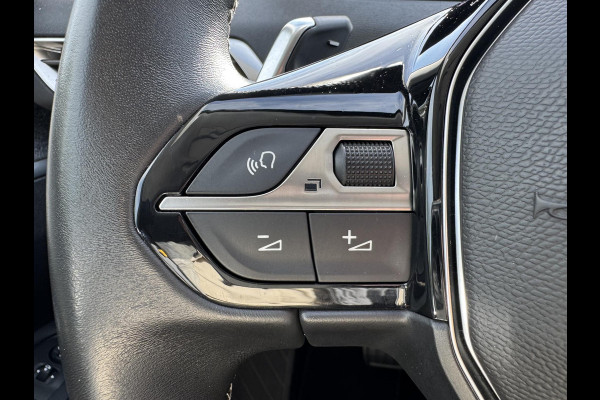 Peugeot 3008 1.6 HYbrid 225 Allure Pack Business 200pk PHEV | Elektrische Achterklep | Stoelverwarming | Dodehoeksensoren Peugeot 3008 1.6 HYbrid 225 Allure Pack Business 200pk PHEV | Elektrische Achterklep | Stoelverwarming | Dodehoeksensoren
