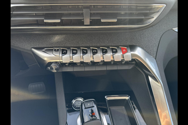 Peugeot 3008 1.6 HYbrid 225 Allure Pack Business 200pk PHEV | Elektrische Achterklep | Stoelverwarming | Dodehoeksensoren Peugeot 3008 1.6 HYbrid 225 Allure Pack Business 200pk PHEV | Elektrische Achterklep | Stoelverwarming | Dodehoeksensoren