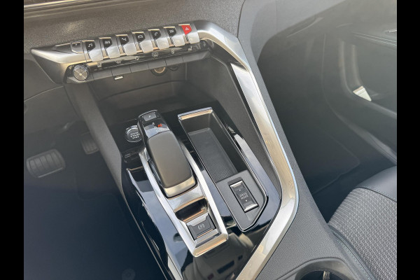 Peugeot 3008 1.6 HYbrid 225 Allure Pack Business 200pk PHEV | Elektrische Achterklep | Stoelverwarming | Dodehoeksensoren Peugeot 3008 1.6 HYbrid 225 Allure Pack Business 200pk PHEV | Elektrische Achterklep | Stoelverwarming | Dodehoeksensoren