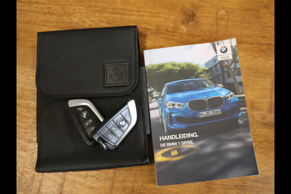 BMW 1-serie 118i Sport Line [APPLE CARPLAY, ANDROID, CAMERA, HALF LEDER, HiFi SOUNDSYSTEM, CRUISE, PDC V+A, CLIMATE, NIEUWSTAAT]