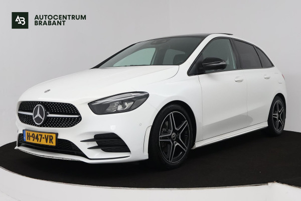 Mercedes-Benz B-Klasse 180 Business Solution AMG (PANORAMADAK, STOELVERWARMING, ACHTERUITRIJCAMERA, NAVIGATIE, PARKEERSENSOREN)