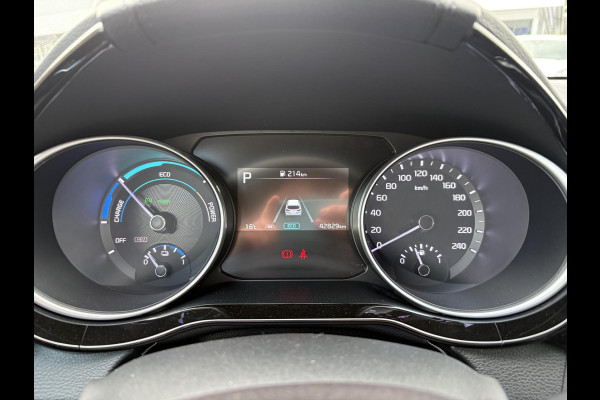 Kia Ceed Sportswagon 1.6 GDI PHEV DynamicLine 140pk Automaat | Stoelverwarming | Camera | Navigatie | Climate control