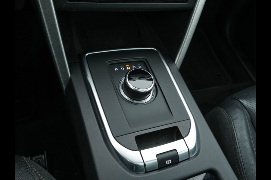 Land Rover Discovery Sport 2.0 TD4 AWD Urban Series SE Dynamic (INCL-BTW) Aut. *PANO | LUXURY-LEATHER | XENON | CAMERA | NAVI-FULLMAP | MERIDIAN-AUDIO | ECC | PDC | CRUISE | LANE-ASSIST | HEATED-COMFORTSEATS | SHIFT-PADDLES |  TOWBAR | 19"ALU* Land Rover Discovery Sport 2.0 TD4 AWD Urban Series SE Dynamic (INCL-BTW) Aut. *PANO | LUXURY-LEATHER | XENON | CAMERA | NAVI-FULLMAP | MERIDIAN-AUDIO | ECC | PDC | CRUISE | LANE-ASSIST | HEATED-COMFORTSEATS | SHIFT-PADDLES |  TOWBAR | 19"ALU*