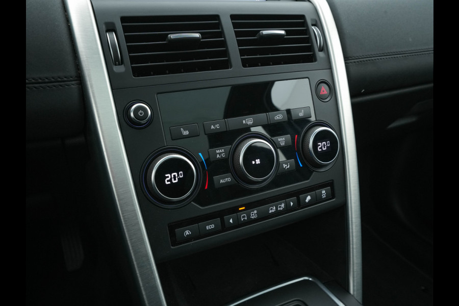 Land Rover Discovery Sport 2.0 TD4 AWD Urban Series SE Dynamic (INCL-BTW) Aut. *PANO | LUXURY-LEATHER | XENON | CAMERA | NAVI-FULLMAP | MERIDIAN-AUDIO | ECC | PDC | CRUISE | LANE-ASSIST | HEATED-COMFORTSEATS | SHIFT-PADDLES |  TOWBAR | 19"ALU* Land Rover Discovery Sport 2.0 TD4 AWD Urban Series SE Dynamic (INCL-BTW) Aut. *PANO | LUXURY-LEATHER | XENON | CAMERA | NAVI-FULLMAP | MERIDIAN-AUDIO | ECC | PDC | CRUISE | LANE-ASSIST | HEATED-COMFORTSEATS | SHIFT-PADDLES |  TOWBAR | 19"ALU*