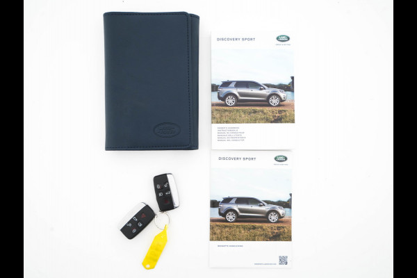 Land Rover Discovery Sport 2.0 TD4 AWD Urban Series SE Dynamic (INCL-BTW) Aut. *PANO | LUXURY-LEATHER | XENON | CAMERA | NAVI-FULLMAP | MERIDIAN-AUDIO | ECC | PDC | CRUISE | LANE-ASSIST | HEATED-COMFORTSEATS | SHIFT-PADDLES |  TOWBAR | 19"ALU* Land Rover Discovery Sport 2.0 TD4 AWD Urban Series SE Dynamic (INCL-BTW) Aut. *PANO | LUXURY-LEATHER | XENON | CAMERA | NAVI-FULLMAP | MERIDIAN-AUDIO | ECC | PDC | CRUISE | LANE-ASSIST | HEATED-COMFORTSEATS | SHIFT-PADDLES |  TOWBAR | 19"ALU*