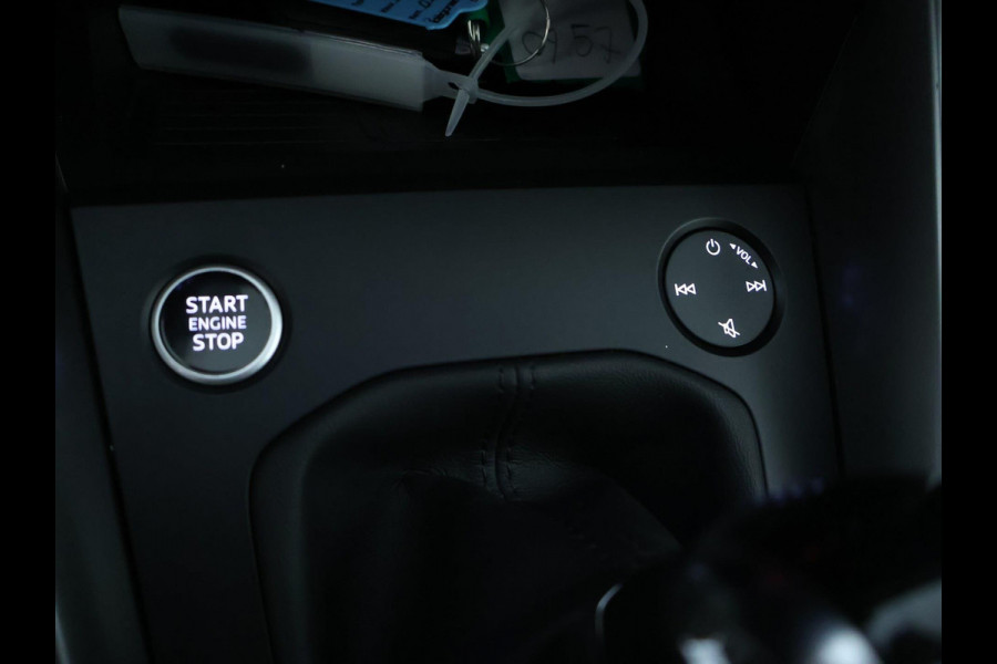 Audi A3 Limousine 30 TFSI Business edition Virtual Cockpit | CarPlay | LED