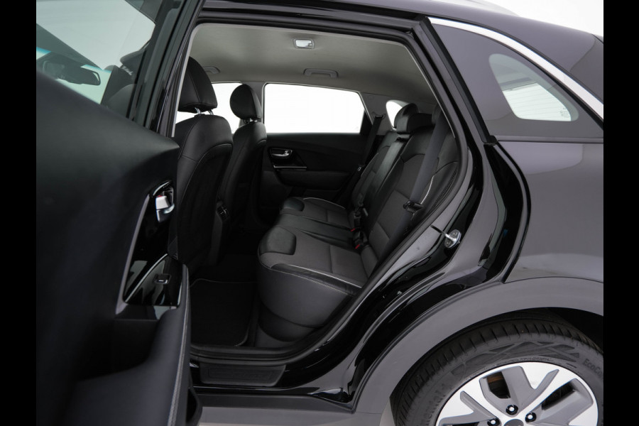 Kia e-Niro DynamicLine 64 kWh [ 3-Fase ] {SOH-100%} (INCL-BTW)  Aut. *LEATHER-FABRIC | NAVI-FULLMAP | AMBIENT-LIGHT | DAB+ | ADAPTIVE-CRUISE | CAMERA | HEATED-COMFORTSEATS | KEYLESS | DIGI-COCKPIT | SHIFT-PADDLES | CARPLAY | 17"ALU*