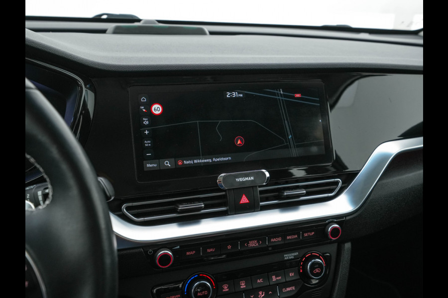 Kia e-Niro DynamicLine 64 kWh [ 3-Fase ] {SOH-100%} (INCL-BTW)  Aut. *LEATHER-FABRIC | NAVI-FULLMAP | AMBIENT-LIGHT | DAB+ | ADAPTIVE-CRUISE | CAMERA | HEATED-COMFORTSEATS | KEYLESS | DIGI-COCKPIT | SHIFT-PADDLES | CARPLAY | 17"ALU*