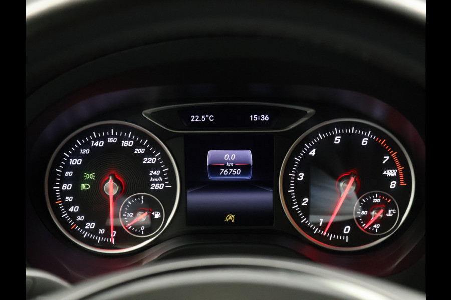 Mercedes-Benz A-Klasse 180 Business Solution [CAMERA, CRUISE CONTROL, BLUETOOTH TELEFOON, AIRCONDITIONING, NAVIGATIE, NIEUWSTAAT]