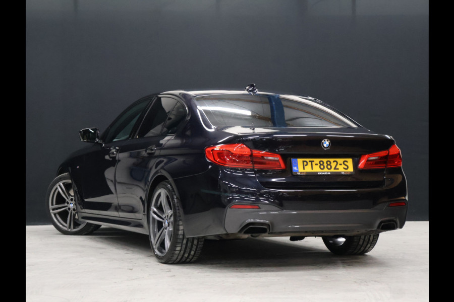 BMW 5 Serie 520i M Sport [SCHUIFKANTELDAK, MEMORY SEATS, HUD, PDC V+A, CRUISE CONTROL, APPLE CARPLAY, STOELVERWARMING, AUTOMATISCHE AIRCO, NAVIGATIE, NIEUWSTAAT]