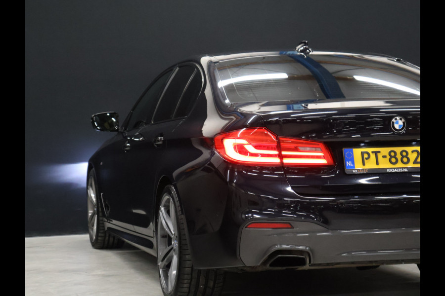 BMW 5 Serie 520i M Sport [SCHUIFKANTELDAK, MEMORY SEATS, HUD, PDC V+A, CRUISE CONTROL, APPLE CARPLAY, STOELVERWARMING, AUTOMATISCHE AIRCO, NAVIGATIE, NIEUWSTAAT]